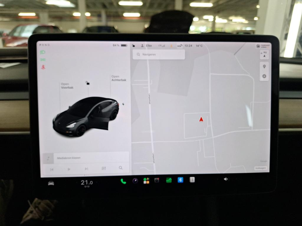 Foto 10 van Tesla Model 3