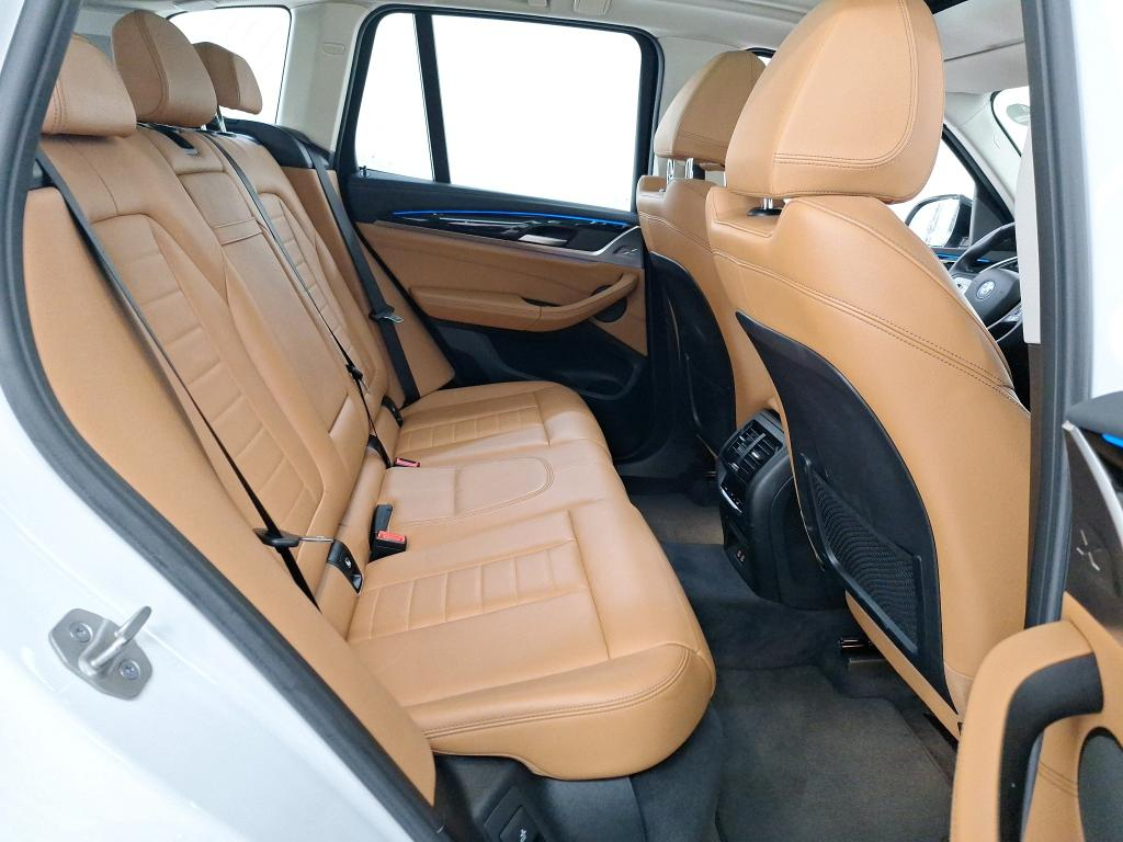Foto 6 van BMW ix3