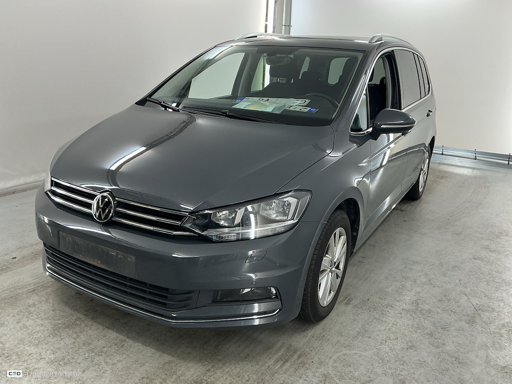 Volkswagen Touran 1.5 TSI HIGHLINE