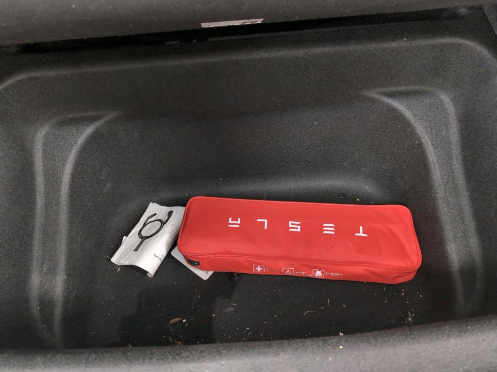 Foto 12 van Tesla Model Y