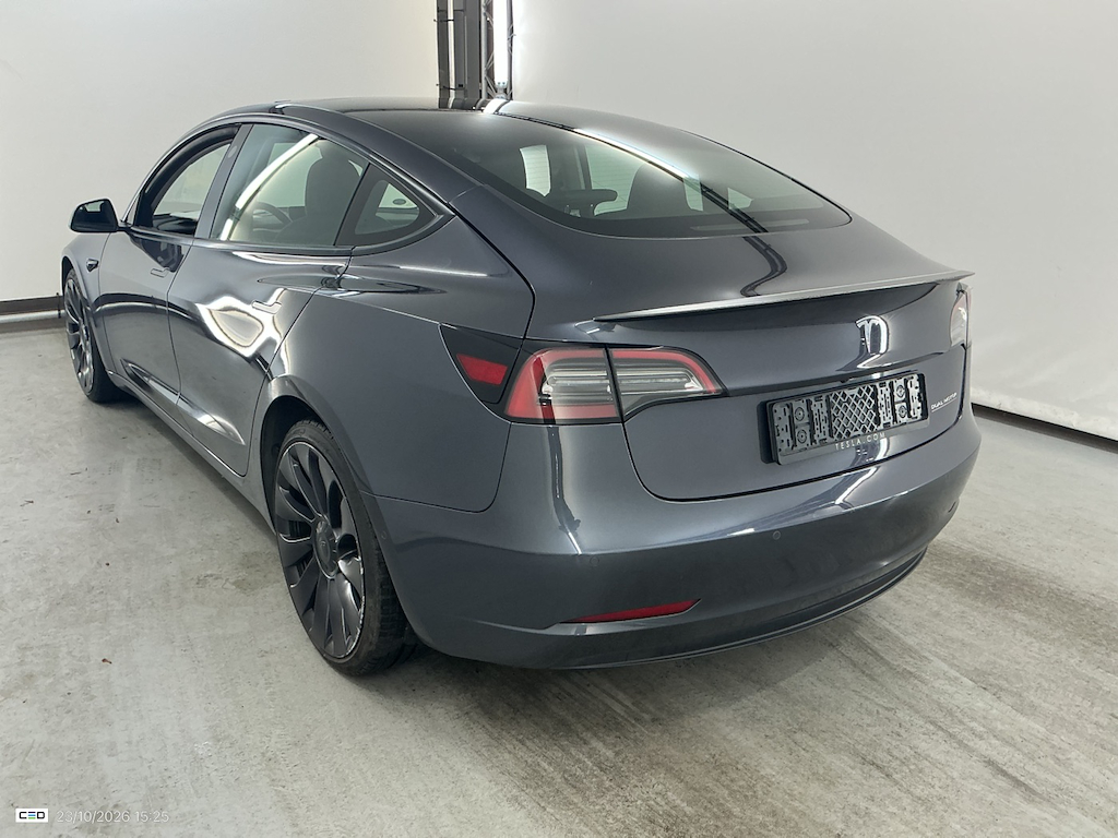 Foto 2 van Tesla Model 3