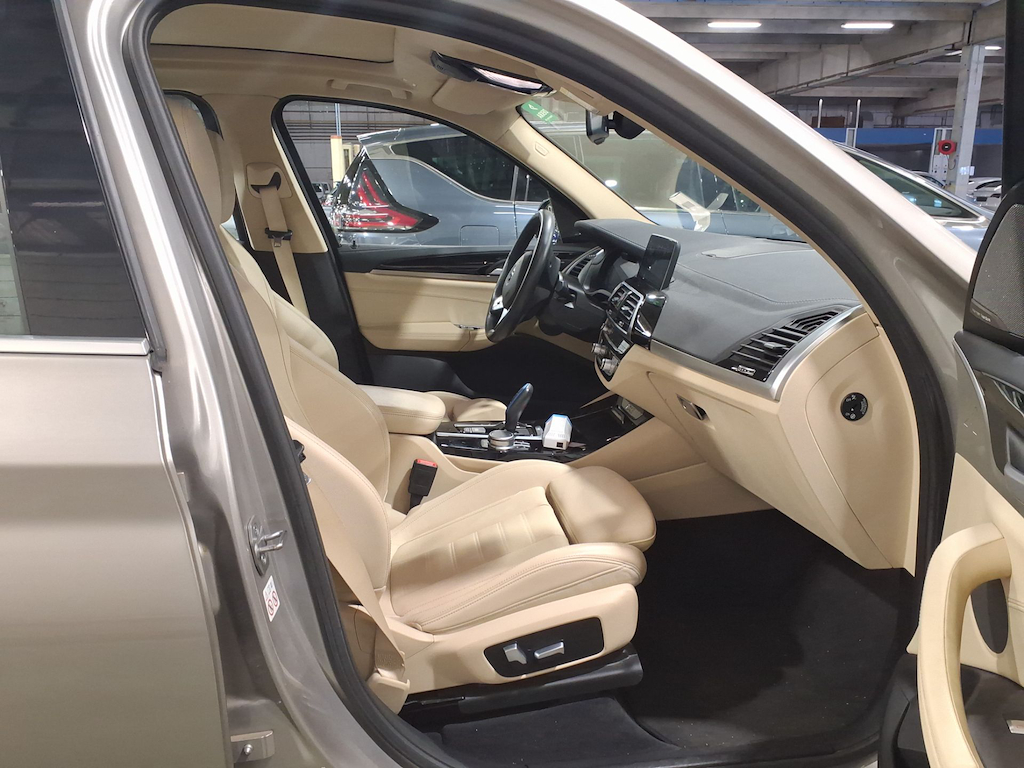 Foto 8 van BMW ix3
