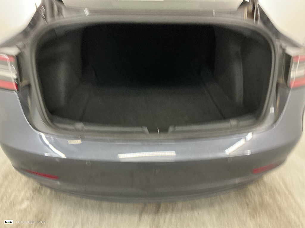 Foto 21 van Tesla Model 3