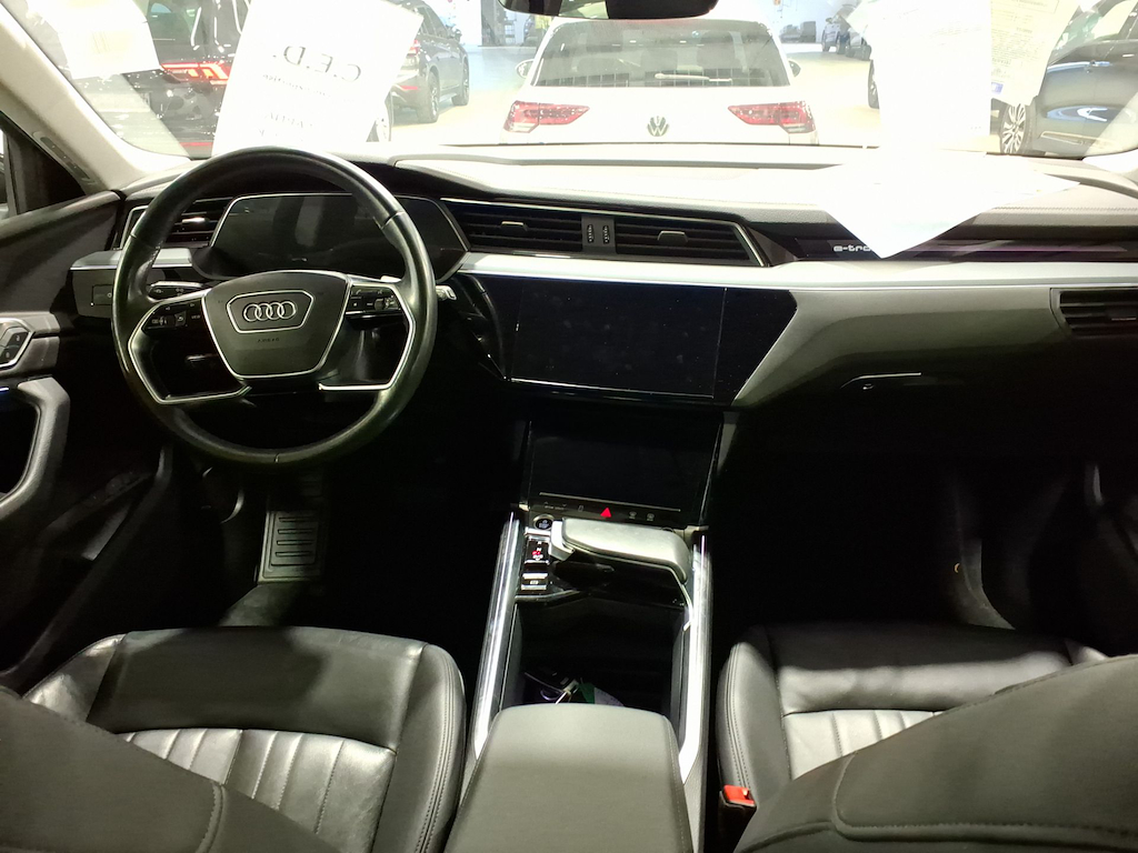 Foto 7 van Audi e-tron