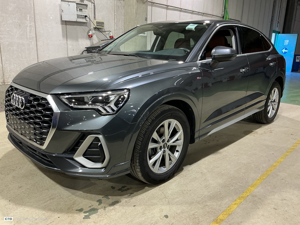 Audi Q3 SPORTBACK 2.0 35 TDI S TRONIC S LINE BUSINESS ED