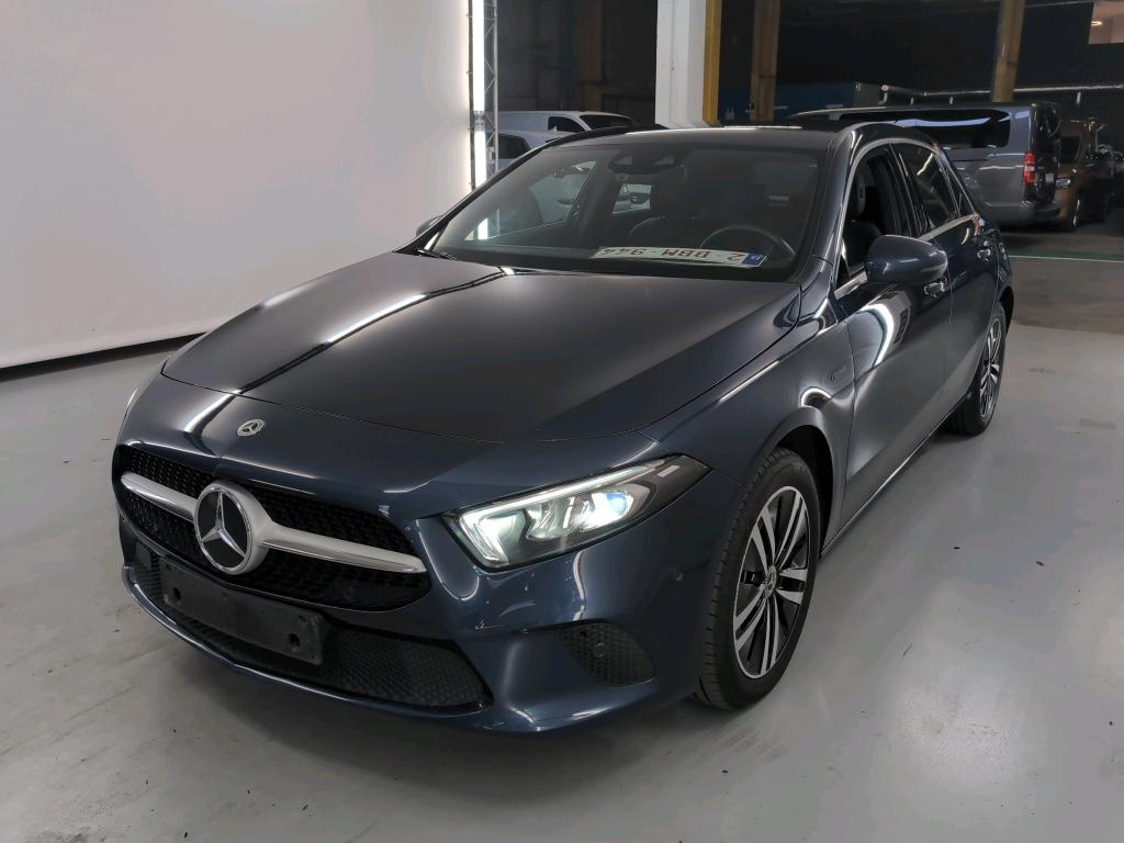 Mercedes-Benz A CLSS  (W177)  250 e PHEV Business Solution