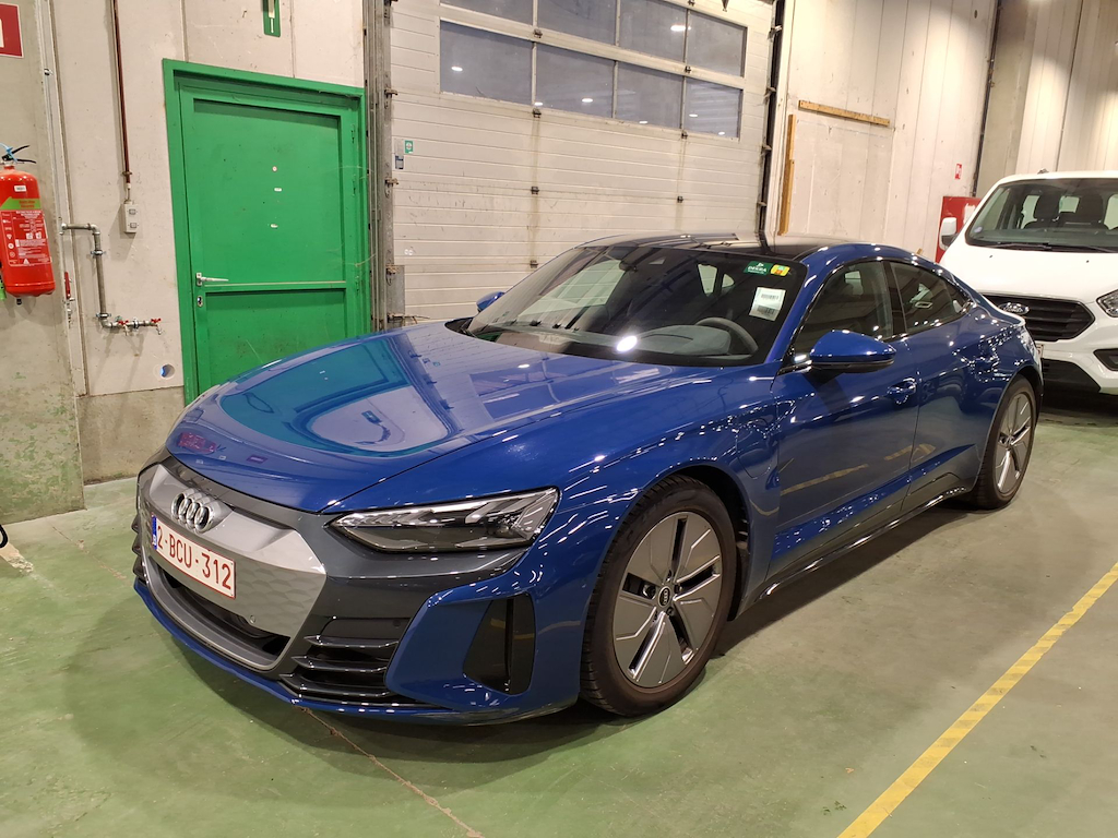 Foto 2 van Audi e-tron GT