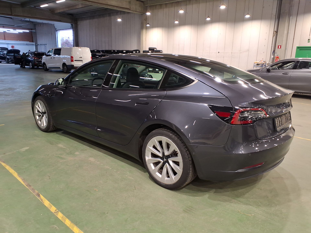 Foto 2 van Tesla Model 3