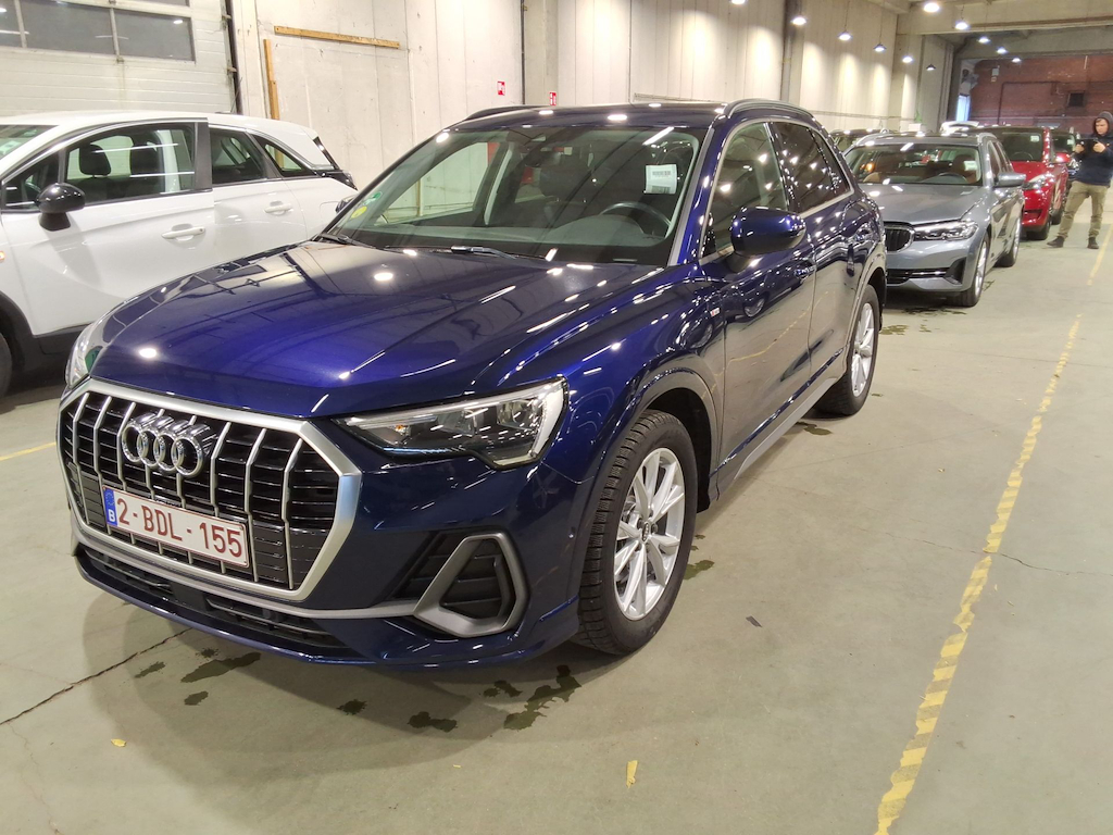 Audi Q3 2.0 35 TDI S TRONIC S LINE BUSINESS EDIT