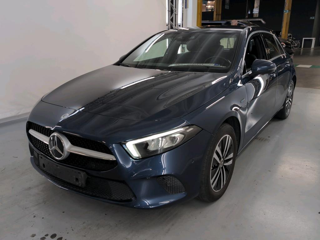 Mercedes-Benz A CLSS  (W177)  250 e PHEV Business Solution