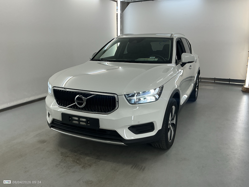 Volvo XC40 1.5 T2 MOMENTUM PRO AUTO