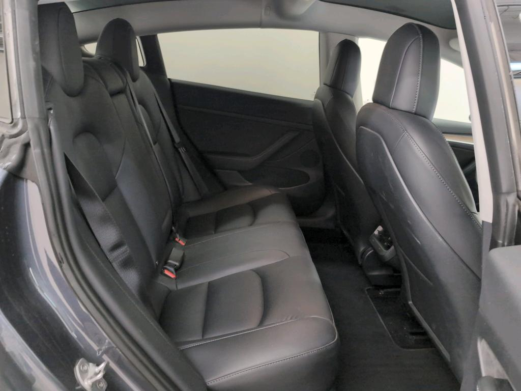 Foto 5 van Tesla Model 3