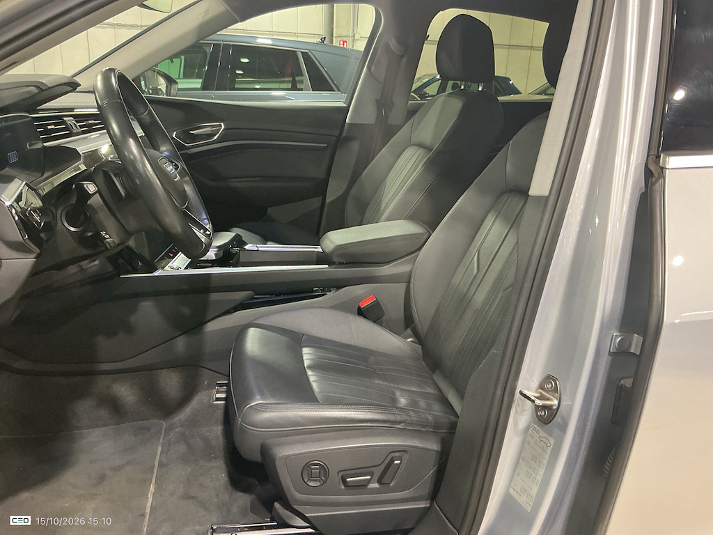 Foto 18 van Audi e-tron sportback