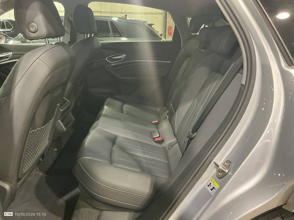 Foto 19 van Audi e-tron sportback