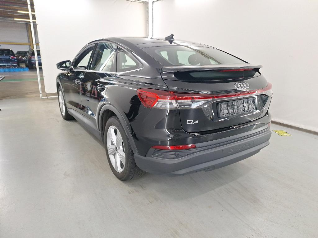 Foto 4 van Audi Q4 Sportback e-tron
