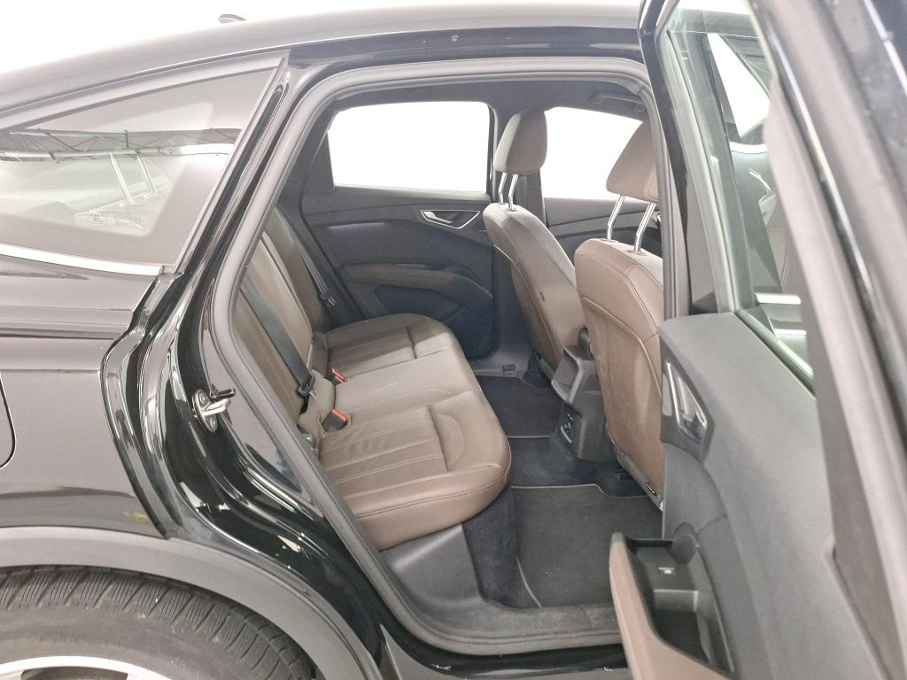 Foto 7 van Audi Q4 Sportback e-tron