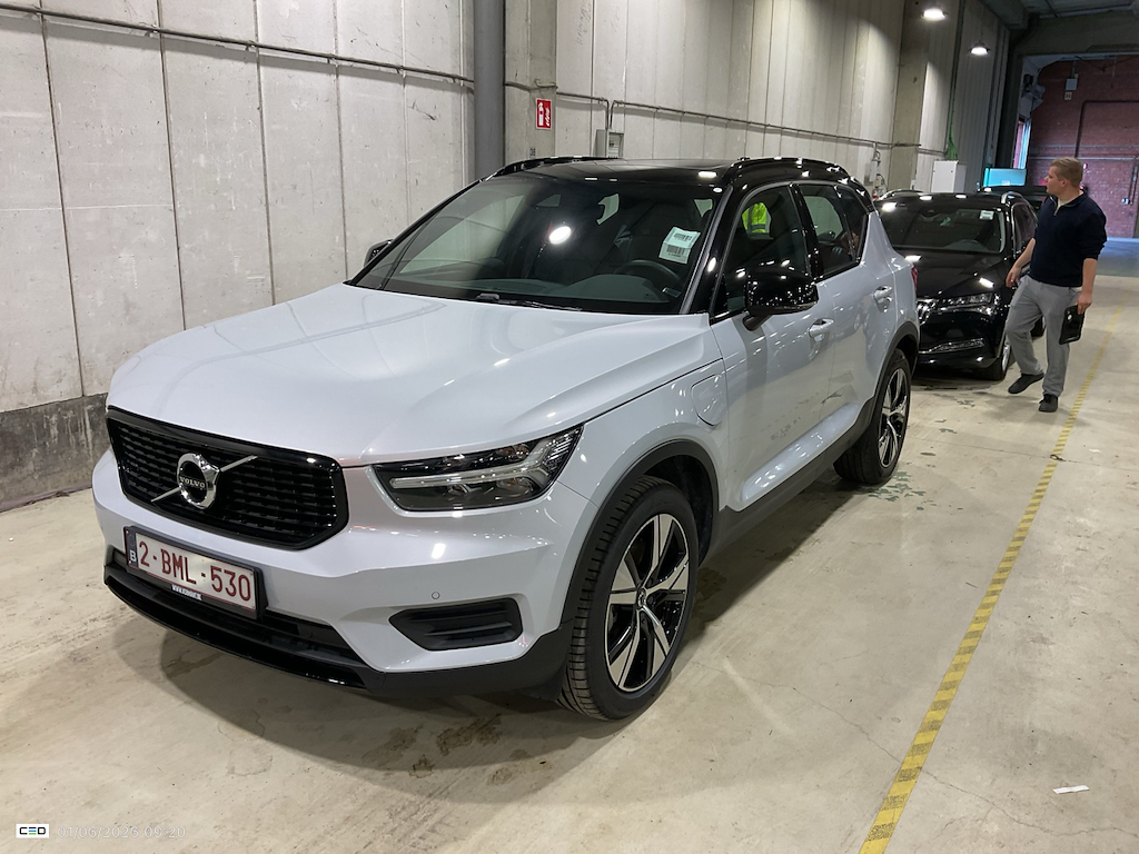 VOLVO XC40 1.5 T4 PHEV R-DESIGN DCT