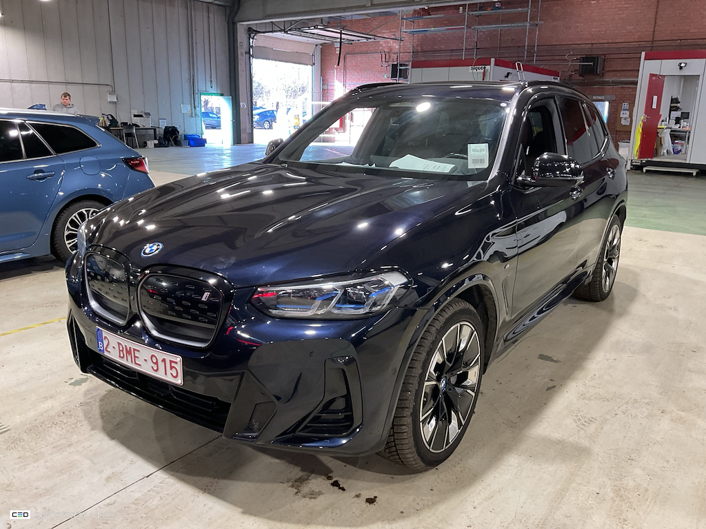 BMW iX3 80KWH AUTO