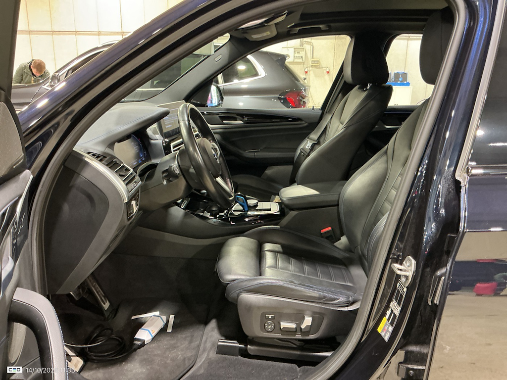 Foto 20 van BMW ix3