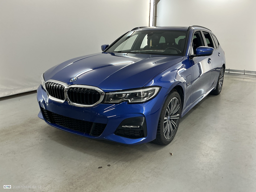 BMW 3 Series TOURING 2.0 330E (215KW) TOURING