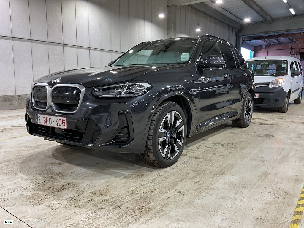 BMW iX3 80KWH AUTO