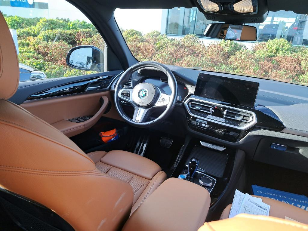 Foto 9 van BMW ix3