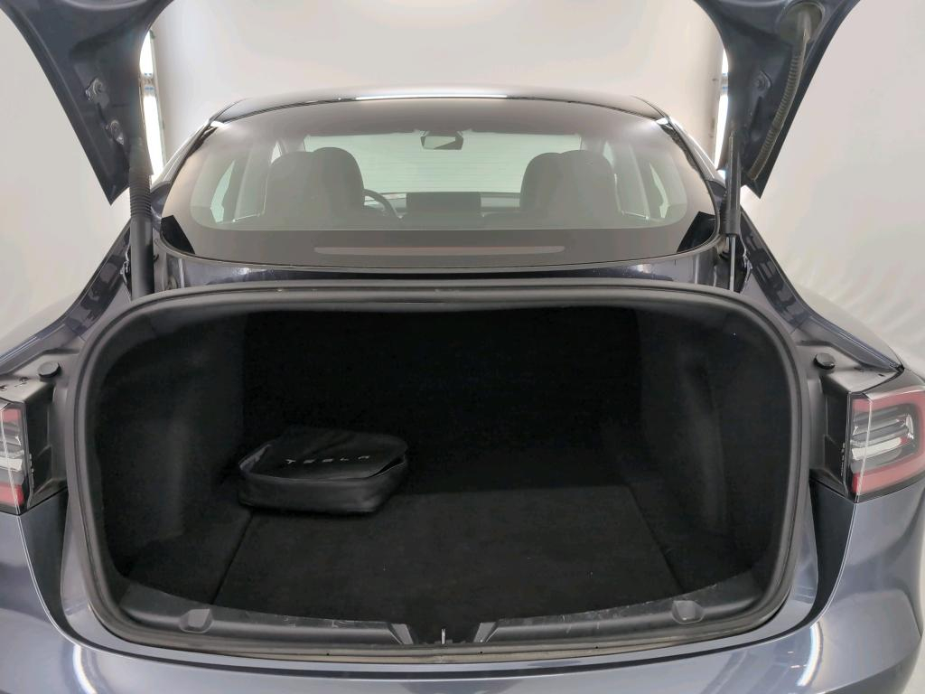 Foto 5 van Tesla Model 3