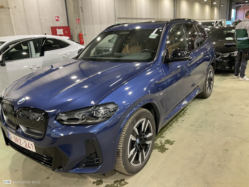 BMW iX3 80KWH AUTO