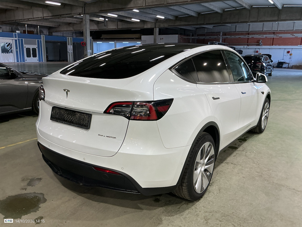 Foto 5 van Tesla Model Y