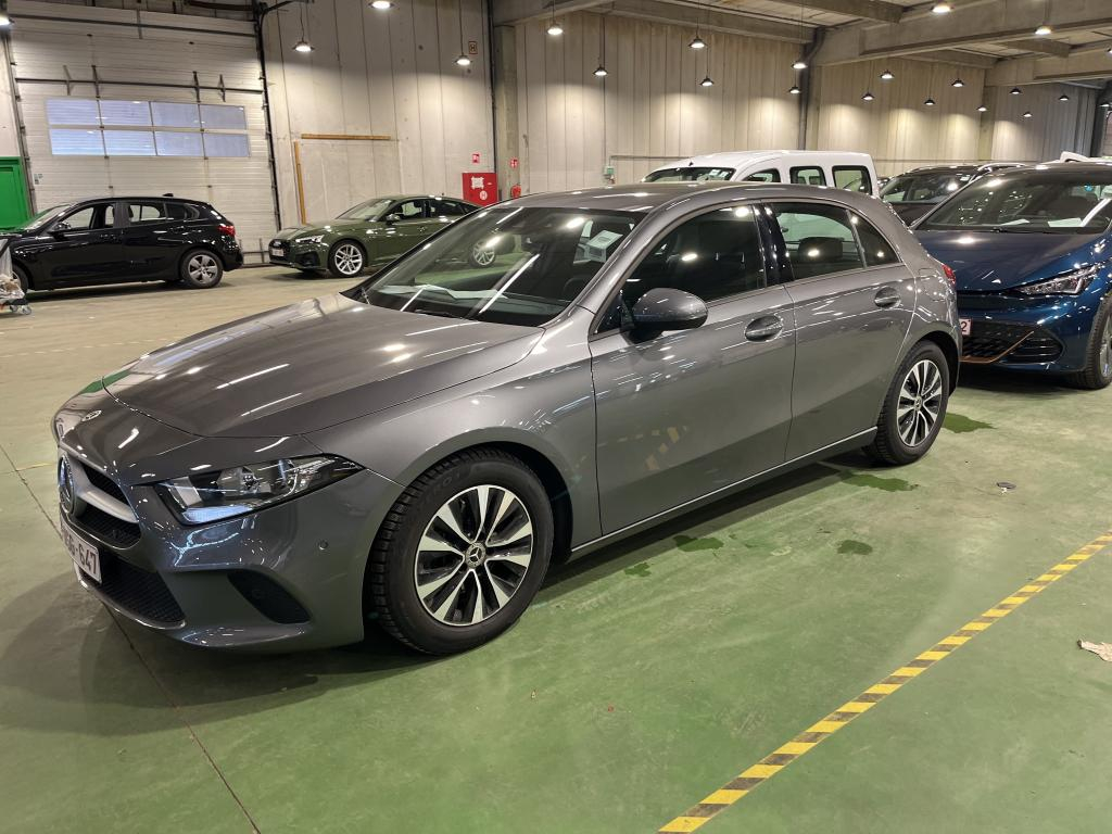 Mercedes-Benz A -CLSS 1.3  180 BUSINESS SOLUTION ESSENTIL