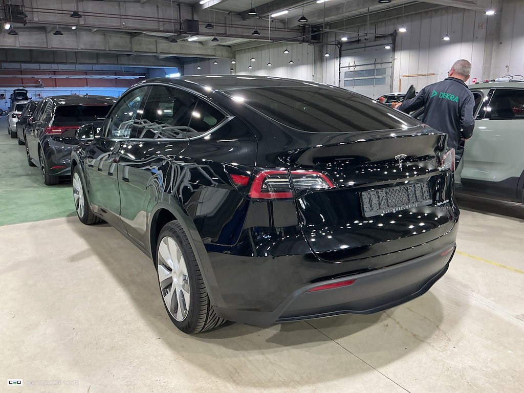Foto 4 van Tesla Model Y