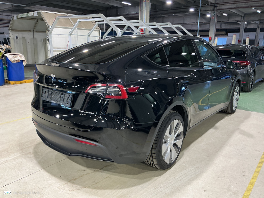 Foto 5 van Tesla Model Y