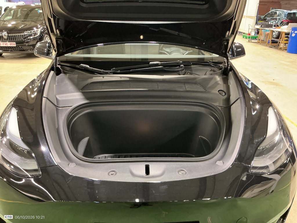 Foto 7 van Tesla Model Y