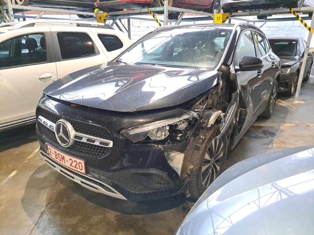 Mercedes-Benz GLA 1.3  180 DCT BUSINESS SOLUTION