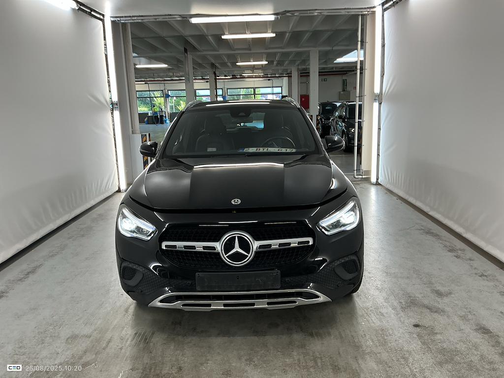 Mercedes-Benz E GLA 1.3 GLA 250  DCT BUSINSS SOLUTION