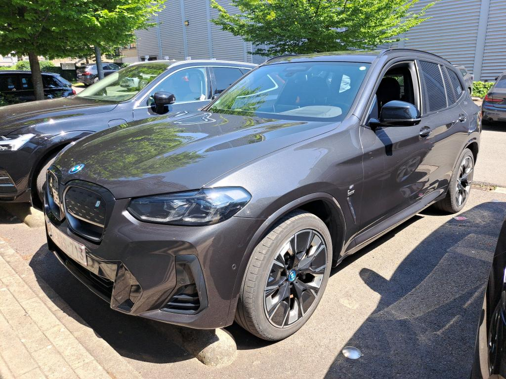 BMW iX3 80KWH AUTO