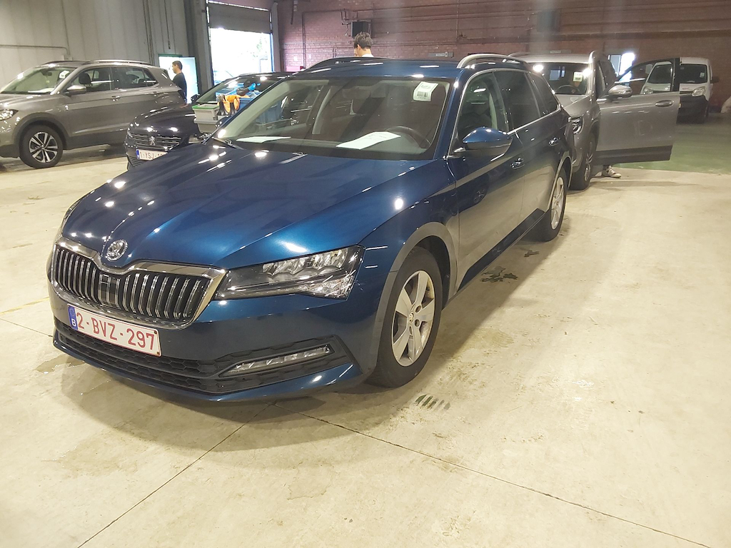 Skoda Superb COMBI 2.0 CRTDI 110KW DSG7 CLEVER