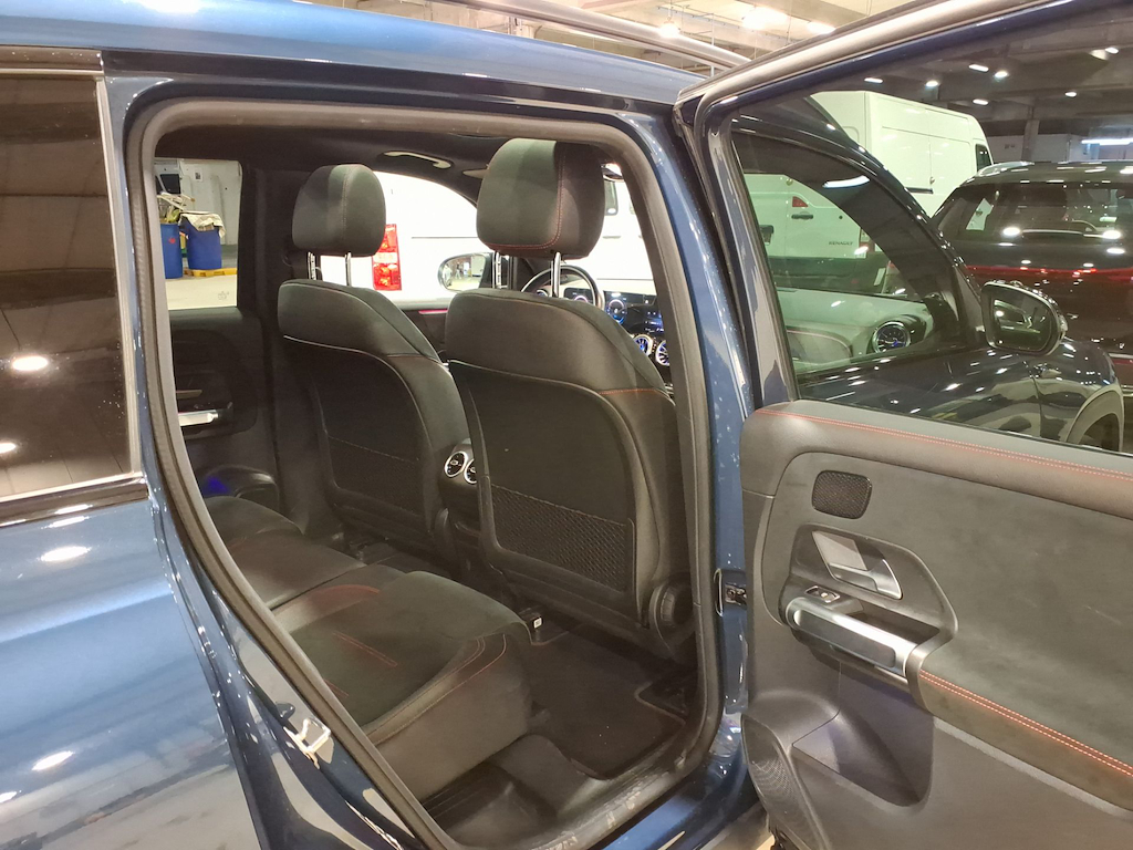 Foto 6 van Mercedes EQB
