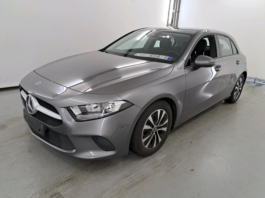 Mercedes-Benz A -CLSS 1.3  180 BUSINESS SOLUTION ESSENTIL