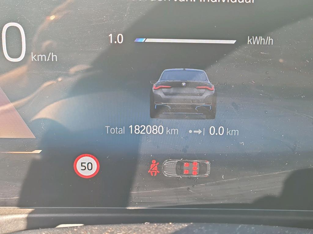 Foto 10 van BMW i4