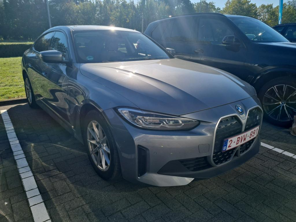 Foto 3 van BMW i4