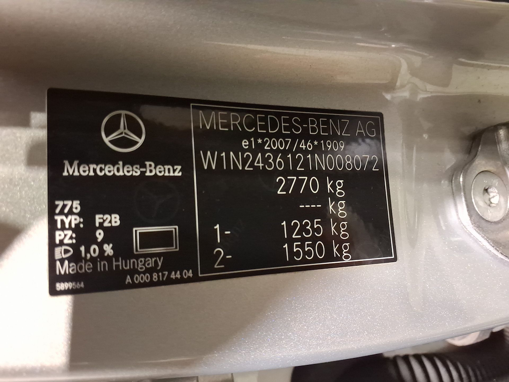 Foto 12 van Mercedes EQB
