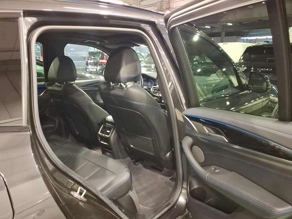 Foto 6 van BMW ix3