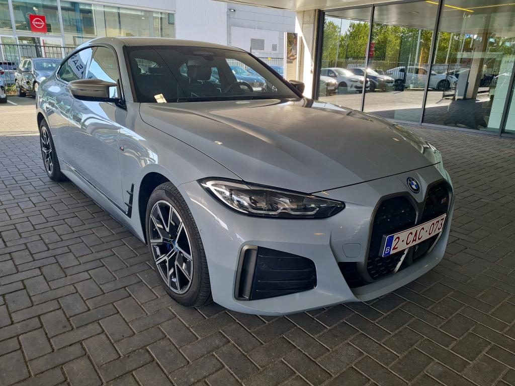Foto 3 van BMW i4