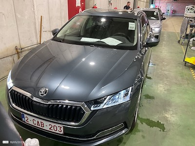 Achetez SKODA OCTAVIA COMBI sur Ayvens Carmarket