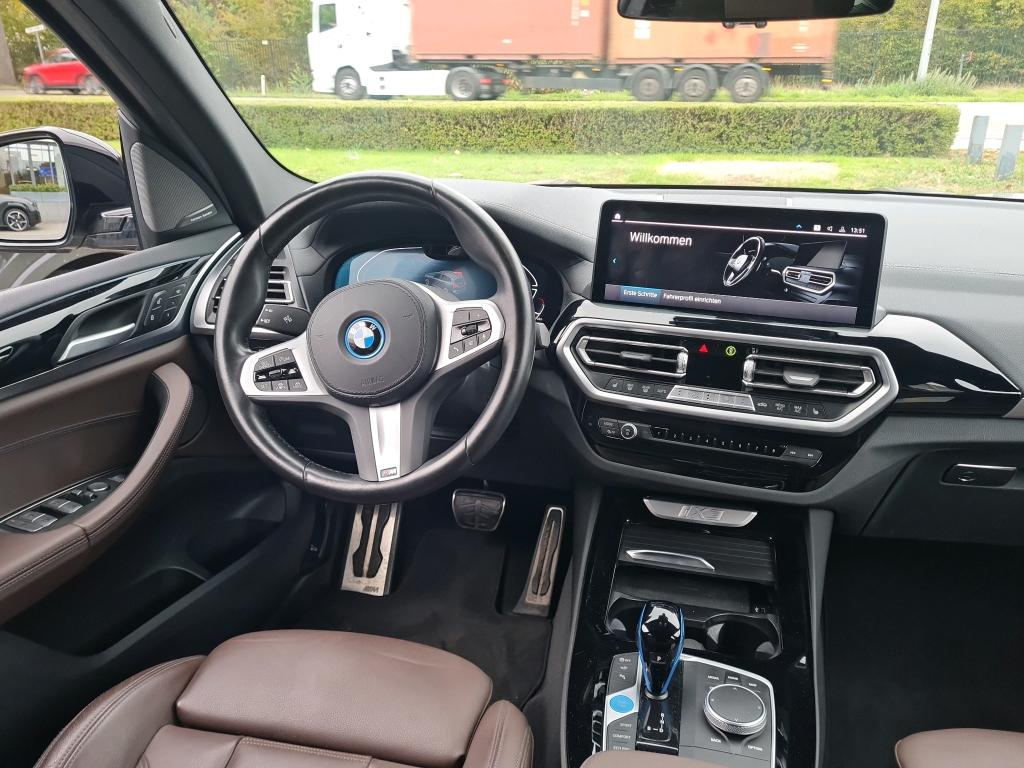 Foto 9 van BMW ix3