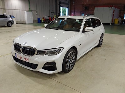 Compra BMW 3 SERIES TOURING en Ayvens Carmarket