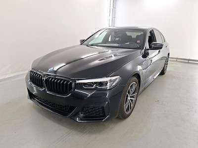 Cumpara BMW 5 SERIES BERLINE prin Ayvens Carmarket