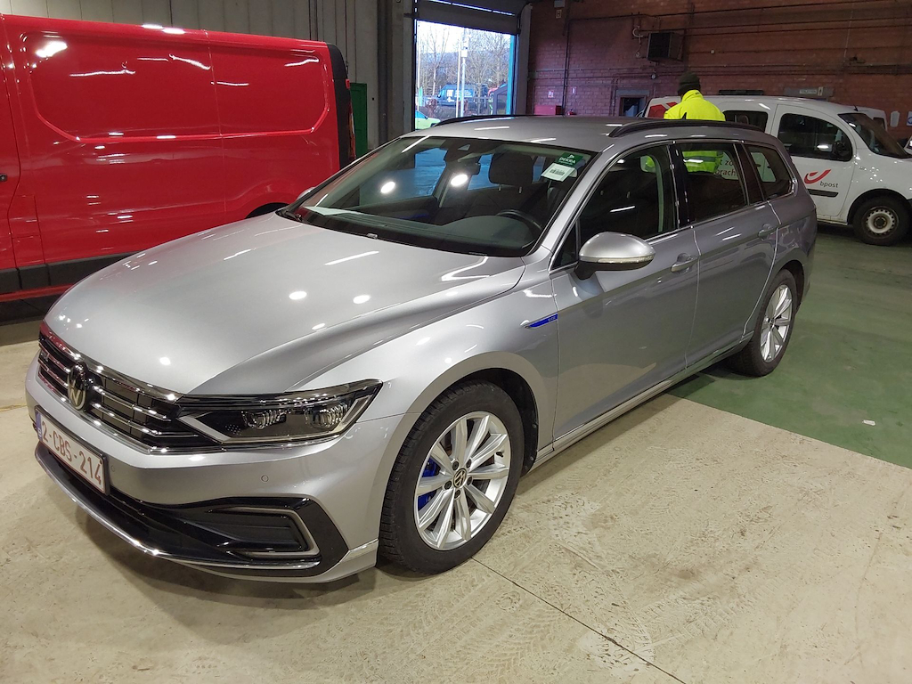 Volkswagen Passat VARIANT 1.4 TSI MSQ VARIANT GTE BUSINESS