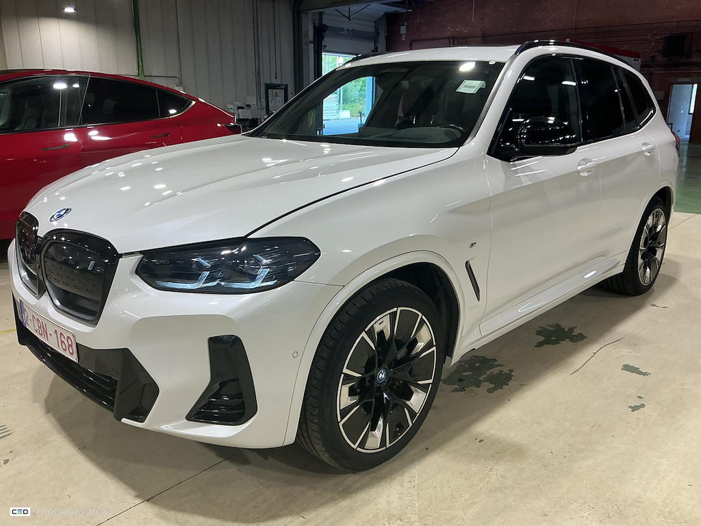 BMW iX3 80KWH AUTO